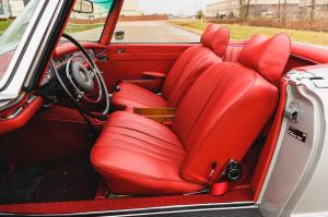 Mercedes-Benz 280 SL 1969 года  (EU)